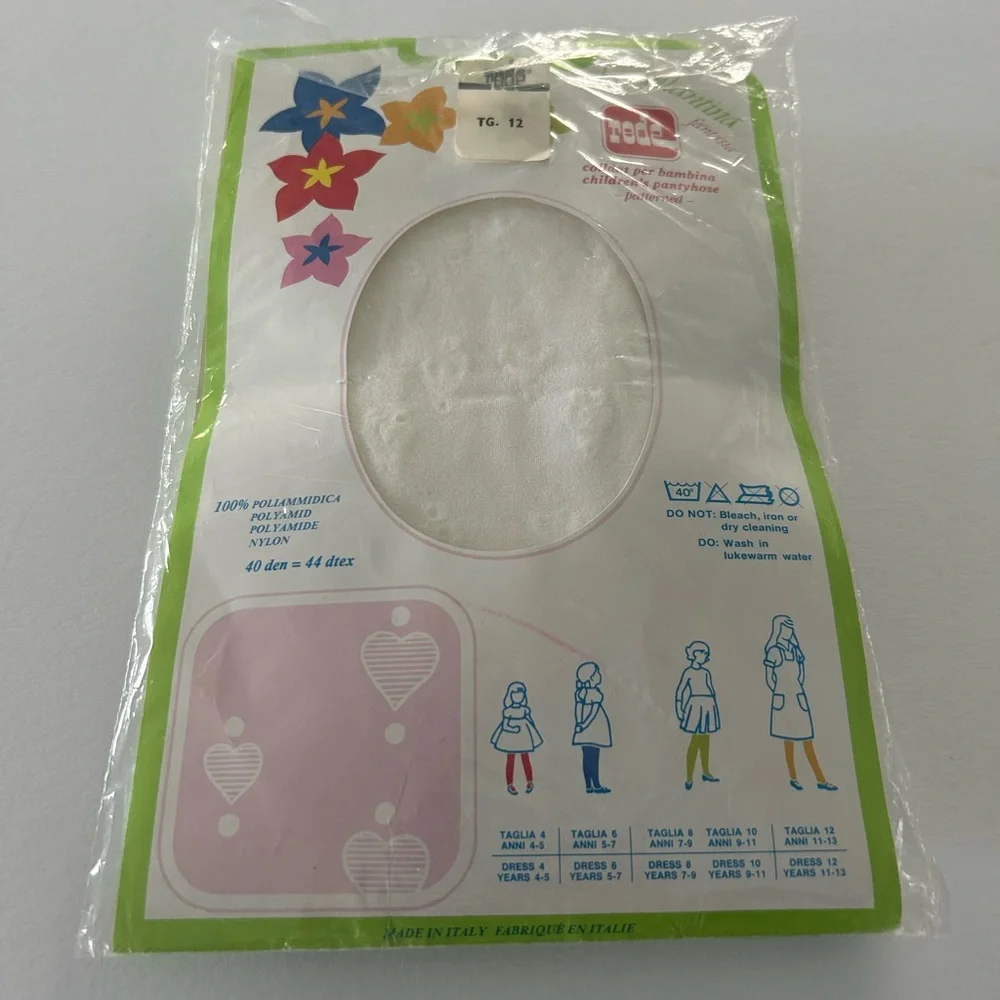 🦋 5/$25 - Vintage Rede Pantyhose - Pattern: Heart - Size 12 for 11-13 years